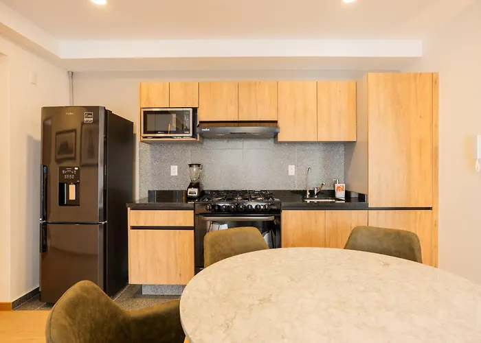 Apartment Luxury 2br With Pool, Gym & Coworking *