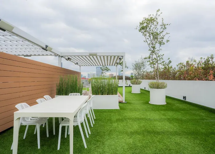 Luxury 2br With Pool, Gym & Coworking *