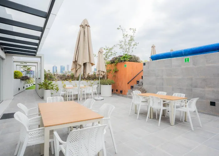 Luxury 2br With Pool, Gym & Coworking *