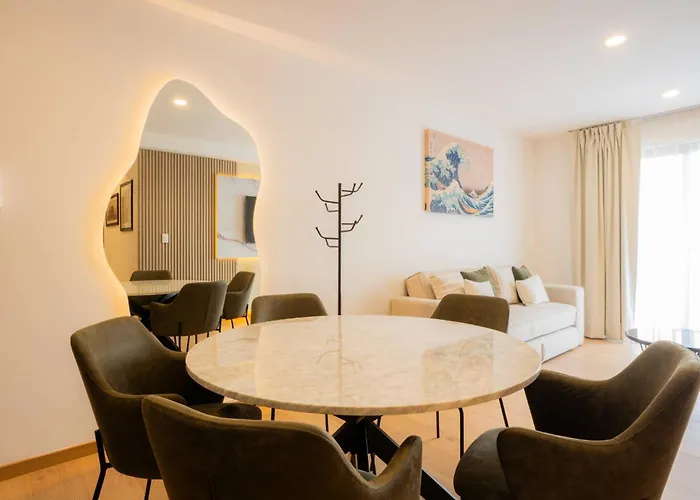 Apartment Luxury 2br With Pool, Gym & Coworking