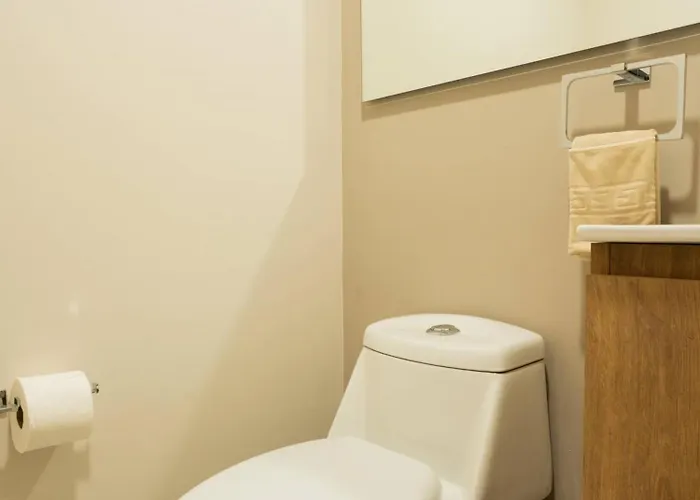 Apartment Luxury 2br With Pool, Gym & Coworking *